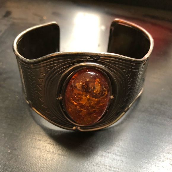 Jewelry - Vintage wrist cuff